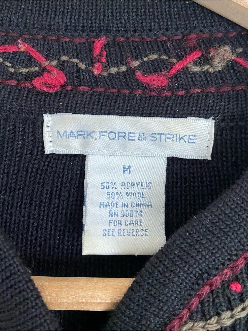 Vintage Mark, Fore & Strike floral embroidered Fig Vine button down cardigan, M - Picture 2 of 15